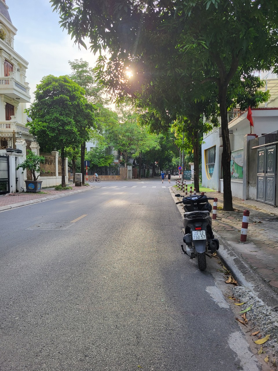 Bán Siêu biệt thự Trương Công Giai gần Công viên Cầu Giấy, 300m2 có hầm, đẹp nhất khu Bán Siêu biệt thự Trương Công Giai gần Công viên Cầu Giấy, 300m2 có hầm, đẹp nhất khu