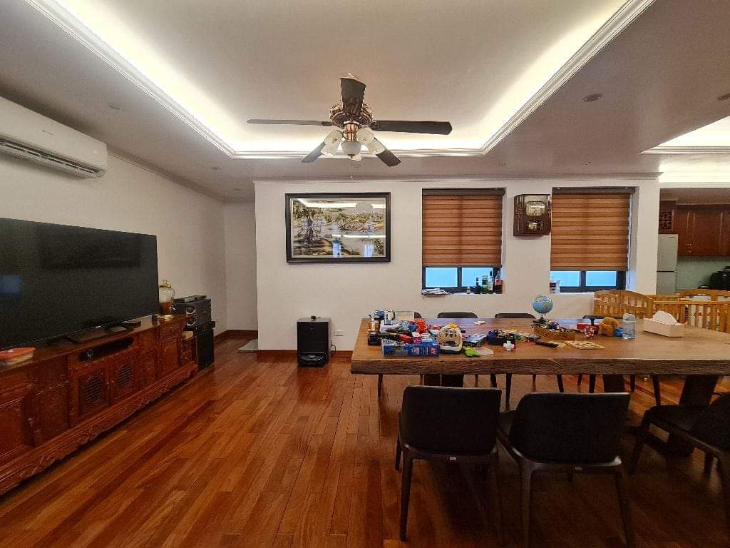 BÁN BIỆT THỰ VIP KĐT MỄ TRÌ HẠ – 174M² – MT 12M – FULL GỖ TỰ NHIÊN – KHU VỰC ĐẲNG CẤP BÁN BIỆT THỰ VIP KĐT MỄ TRÌ HẠ – 174M² – MT 12M – FULL GỖ TỰ NHIÊN – KHU VỰC ĐẲNG CẤP