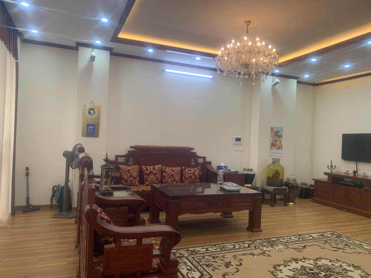 Bán biệt thự Dịch Vọng gần Công viên Cầu Giấy, 200m2 MT 12m giá cực tốt Bán biệt thự Dịch Vọng gần Công viên Cầu Giấy, 200m2 MT 12m giá cực tốt