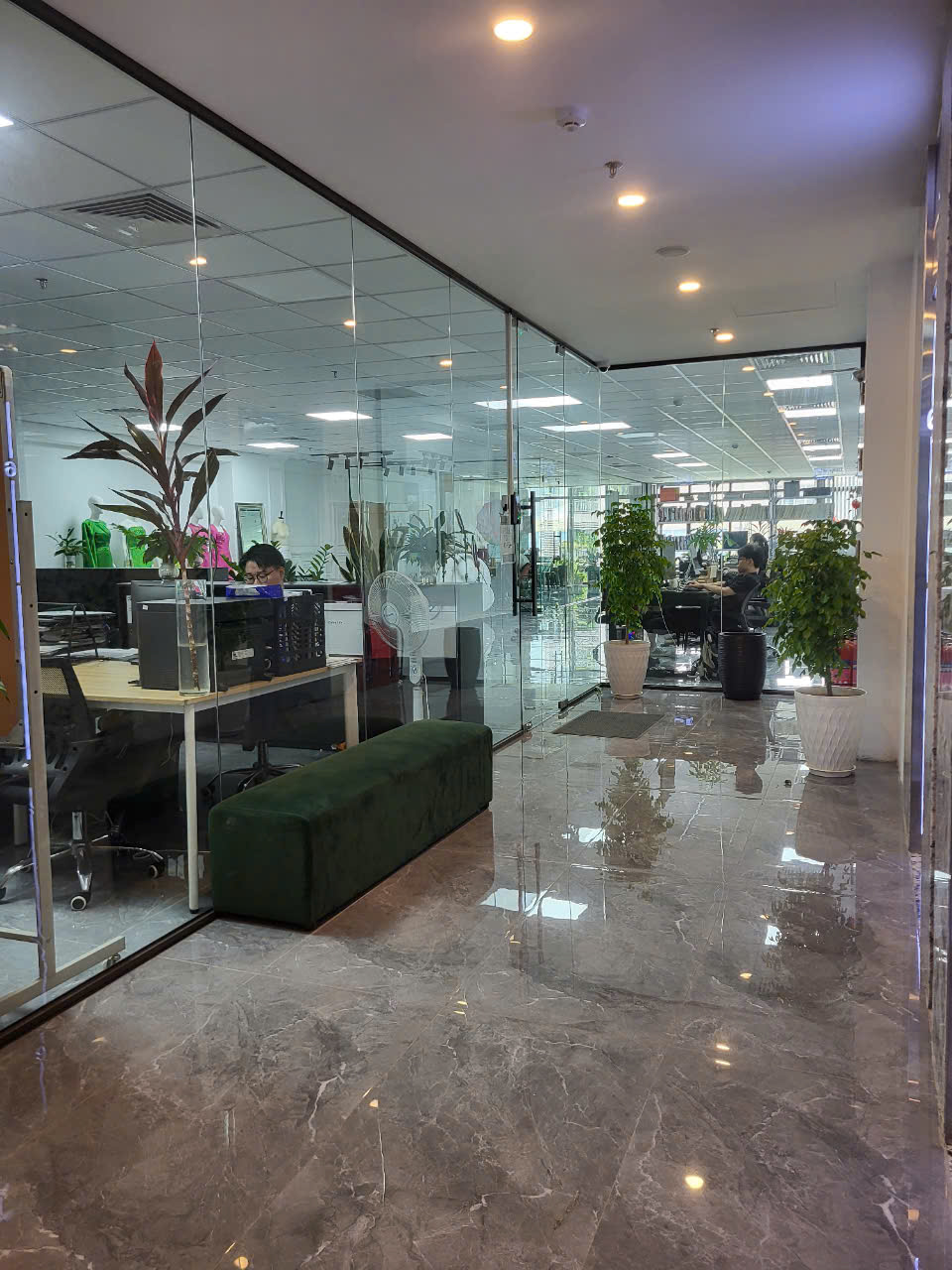 Bán tòa nhà mặt phố Đại Cồ Việt, 200x9T có hầm, HĐ thuê ổn định, nhỉnh 140 tỷ