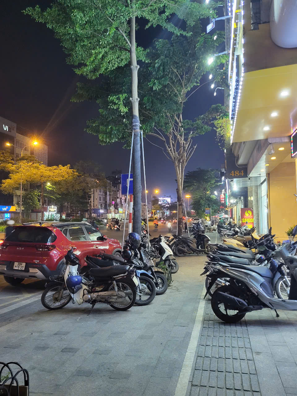 Bán nhà mặt phố Xã Đàn vị trí tuyệt đẹp, 100m2 mặt tiền 6.5m, KD đỉnh cao Bán nhà mặt phố Xã Đàn vị trí tuyệt đẹp, 100m2 mặt tiền 6.5m, KD đỉnh cao