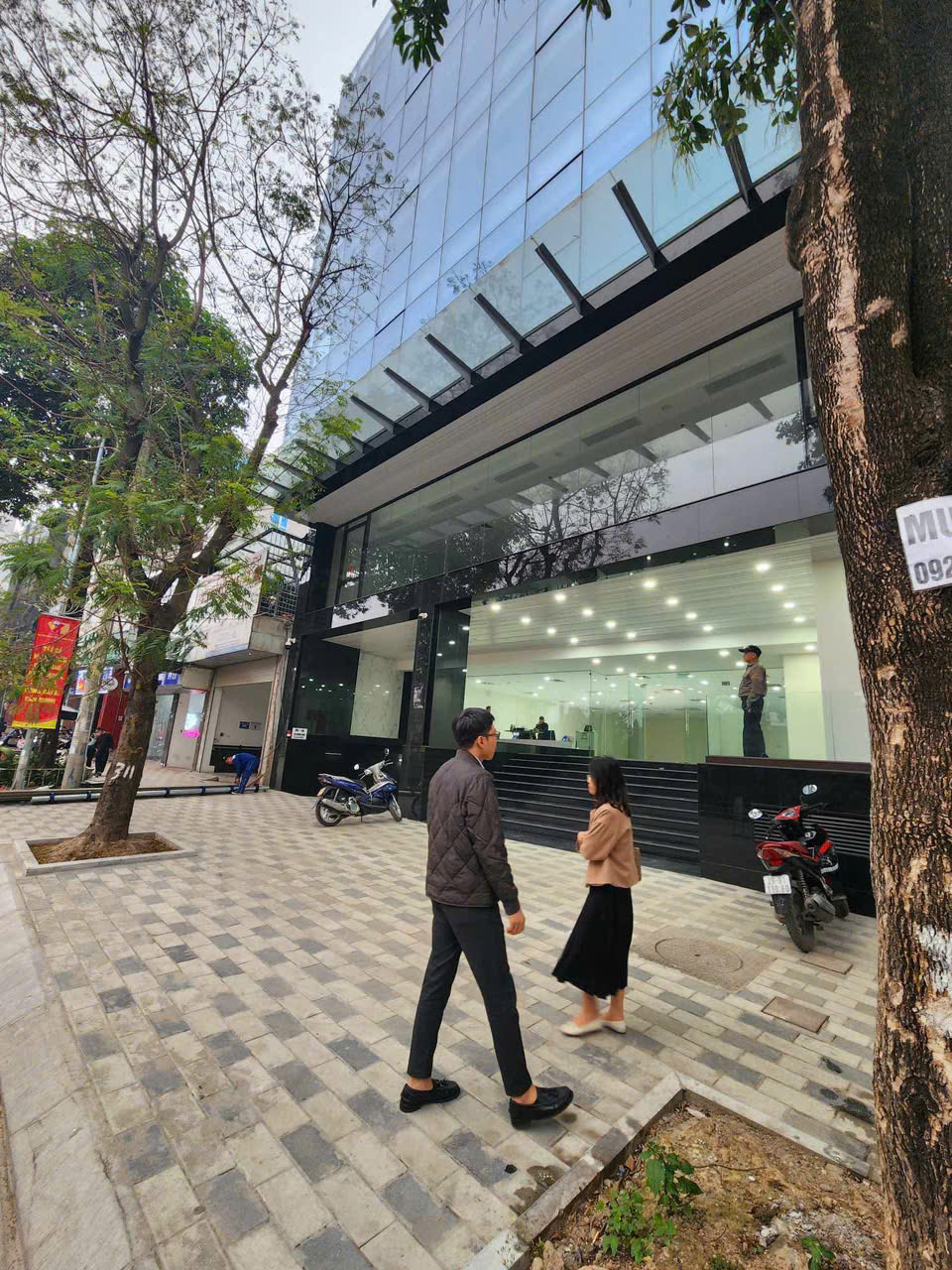 Cần bán tòa Building 10 tầng(2 tầng hầm) mặt phố Đống Đa giáp Cầu Giấy, 250m2 MT 20m Cần bán tòa Building 10 tầng(2 tầng hầm) mặt phố Đống Đa giáp Cầu Giấy, 250m2 MT 20m