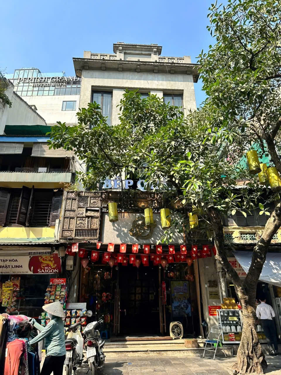 Bán nhà mặt phố Nguyễn Khánh Toàn, 62m2 kinh doanh mạnh, phân khúc hiếm