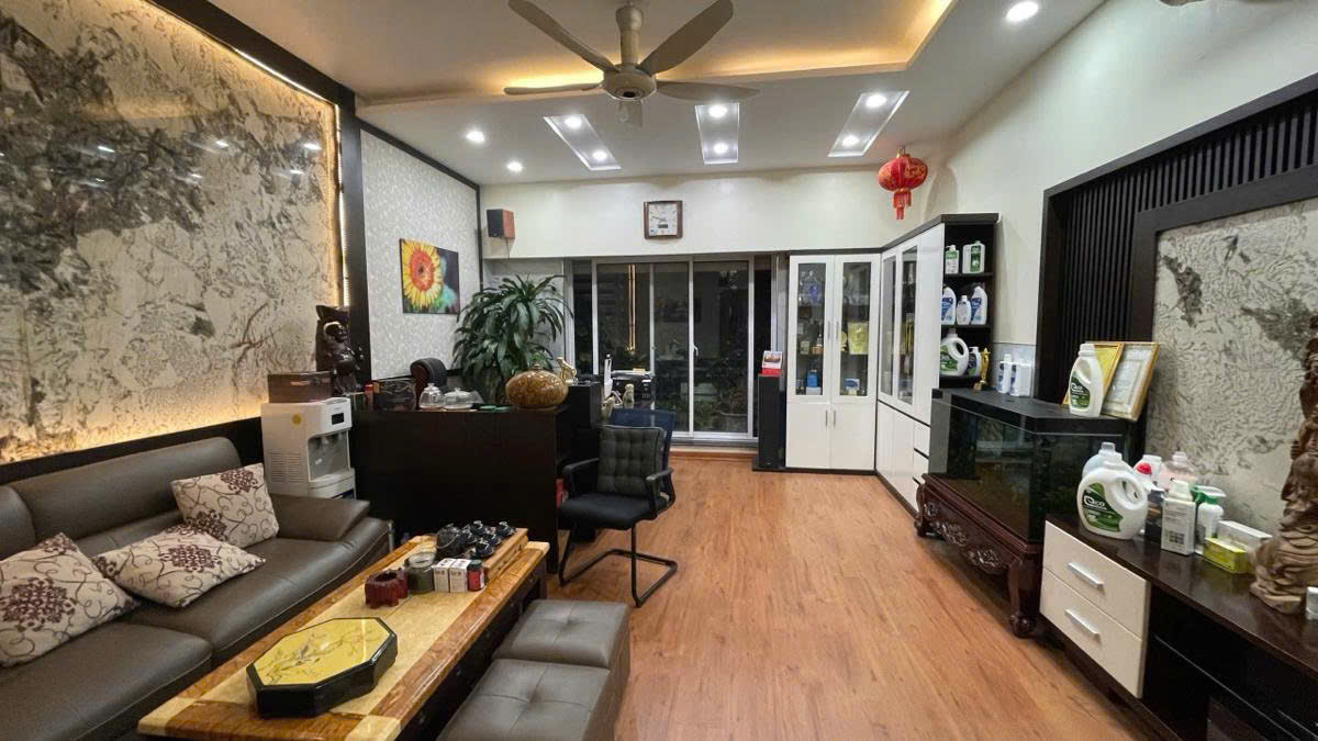 Bán tòa nhà phố Vũ Phạm Hàm, thông KĐT Yên Hòa, 80m2 nhỉnh 30 tỷ Bán tòa nhà phố Vũ Phạm Hàm, thông KĐT Yên Hòa, 80m2 nhỉnh 30 tỷ