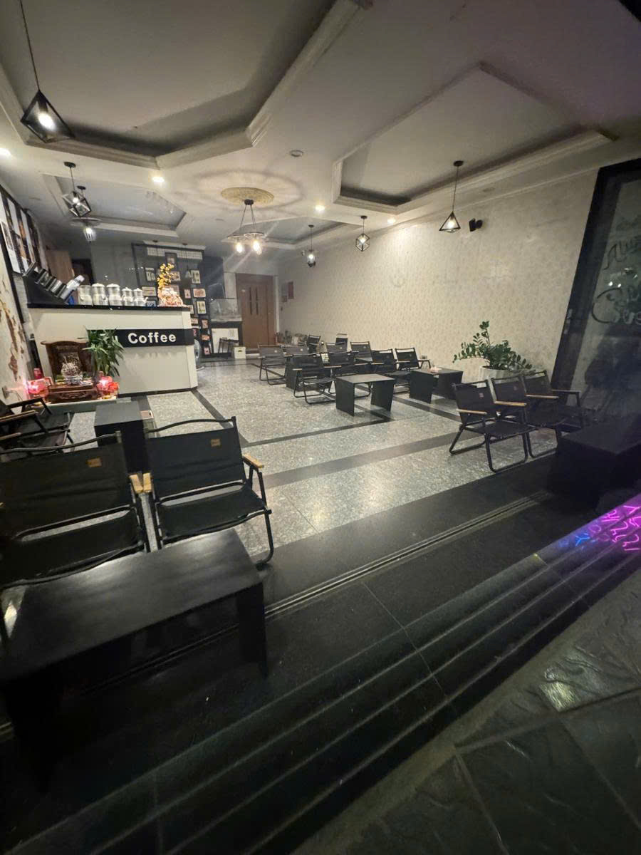 Mặt phố Nguyên Hồng, đoạn đẹp nhất phố, 65m2, kinh doanh ngày đêm, giá nhỉnh 30 tỷ