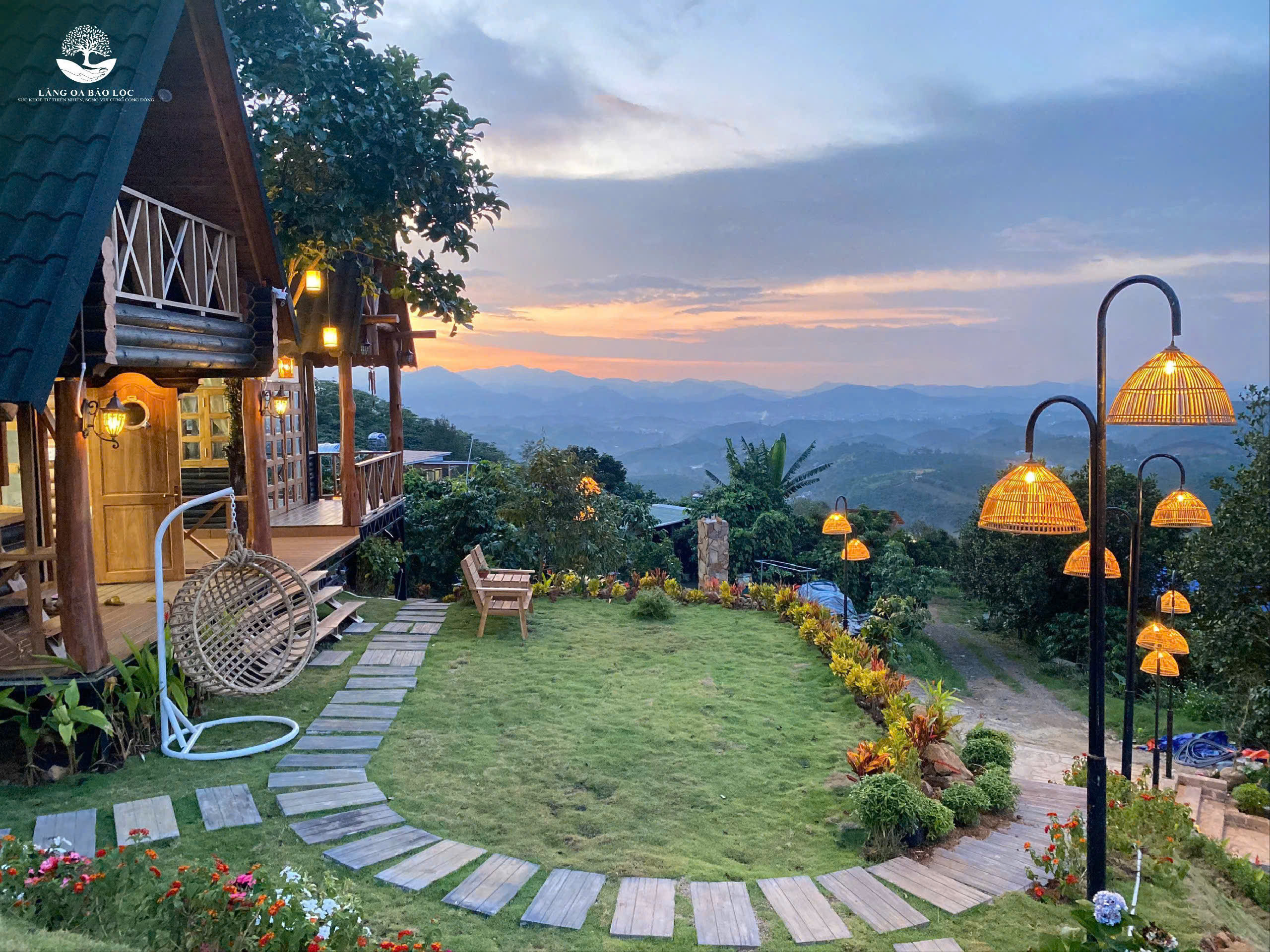 Đất nghỉ dưỡng 1000m2 có suối tự nhiên bao quanh, đặc biệt có thể săn mây