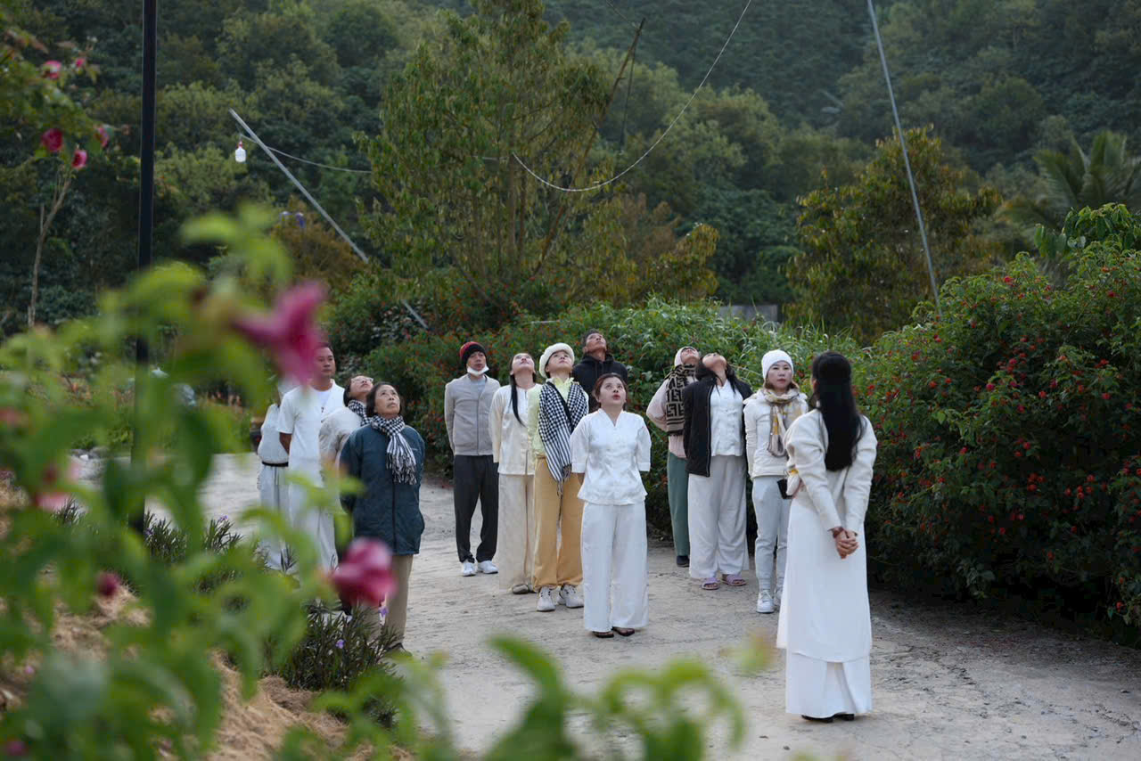 Làng Oa - Cộng đồng sống thuận tự nhiên, tử tế, cùng chung tần số. Không gian sống yên bình