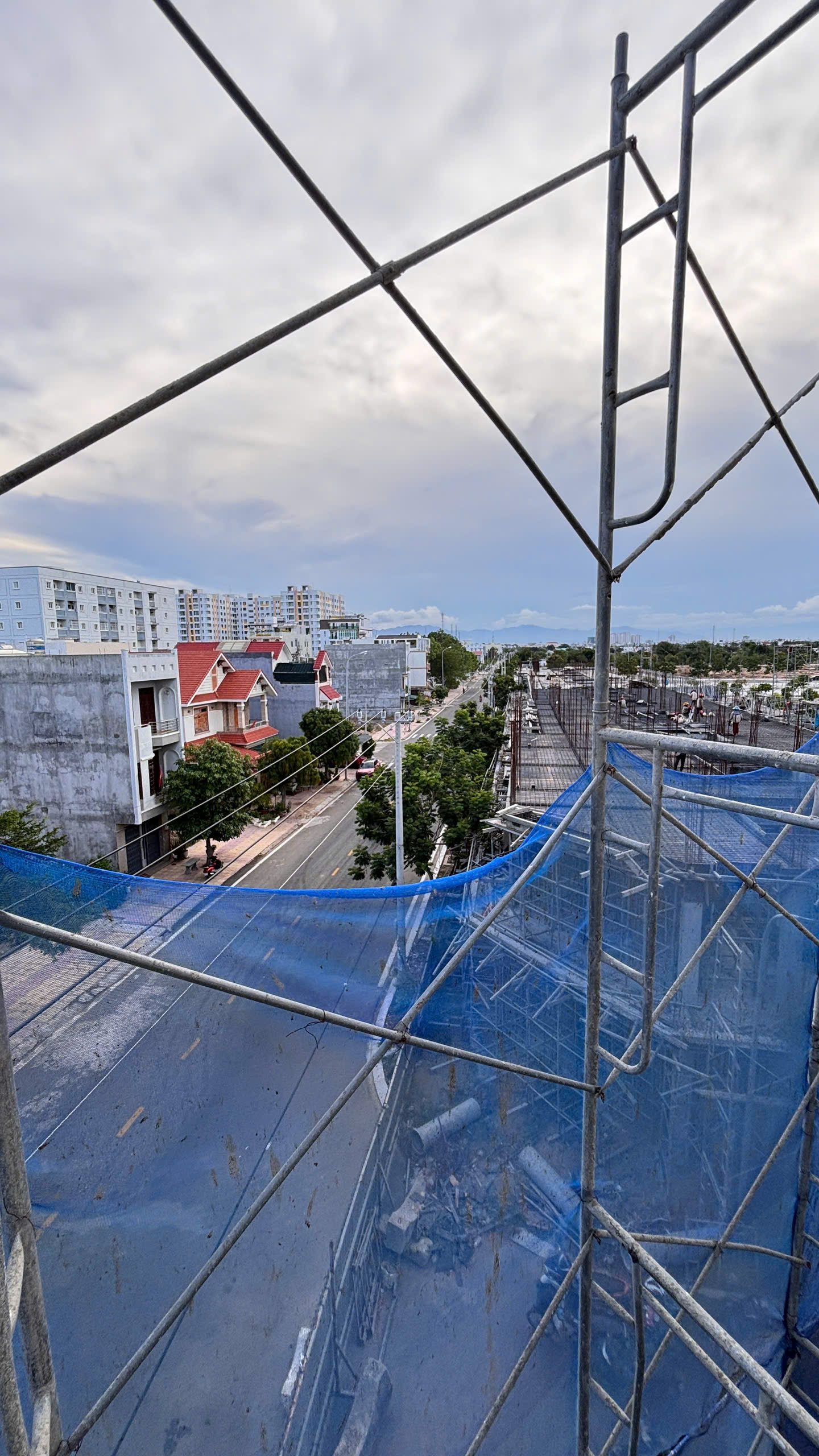 CHỈ VỚI 1 TỶ 580TR SỞ HỮU NGAY SHOPHOUSE 4 TẦNG CẠNH BIỂN - SỔ ĐỎ LÂU DÀI CHỈ VỚI 1 TỶ 580TR SỞ HỮU NGAY SHOPHOUSE 4 TẦNG CẠNH BIỂN - SỔ ĐỎ LÂU DÀI