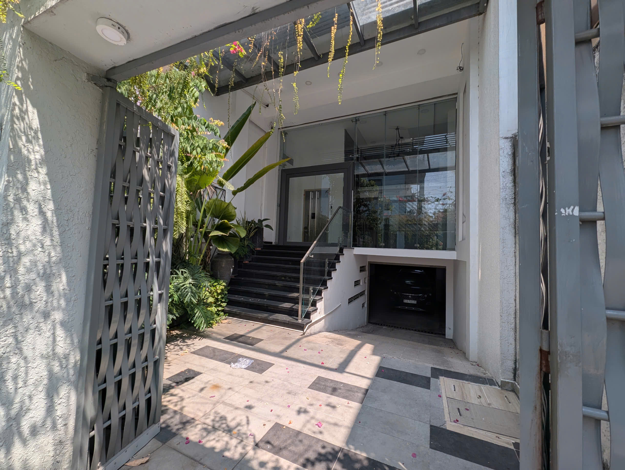 CHO THUÊ NHÀ HẺM Ô TÔ, ĐIỆN BIÊN PHỦ, PHƯỜNG 1, QUẬN 3, TP.HCM