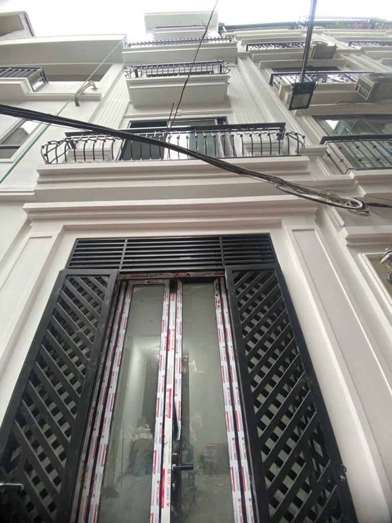 Bán Nhà Tư Đình Phân Lô 6 Tầng Thang Máy Sát Oto