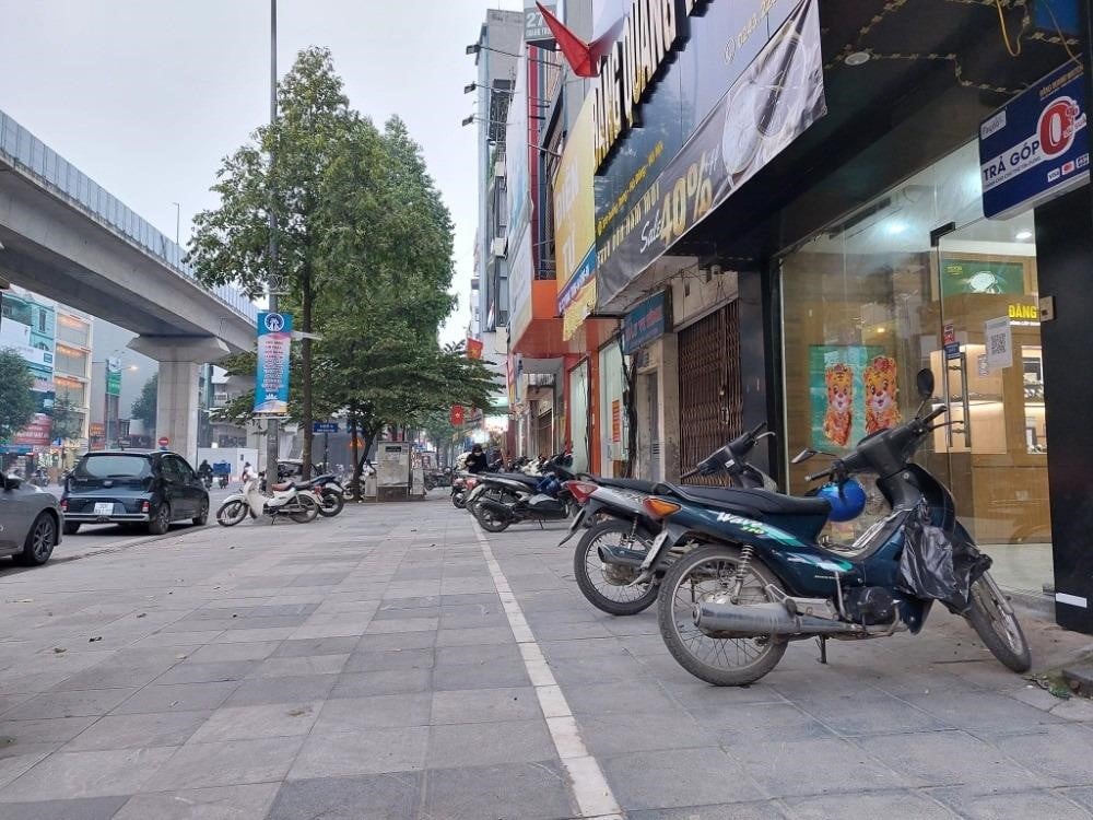 Binhbds cho thuê nhà mặt phố Quang Trung mặt tiền 11m Binhbds cho thuê nhà mặt phố Quang Trung mặt tiền 11m