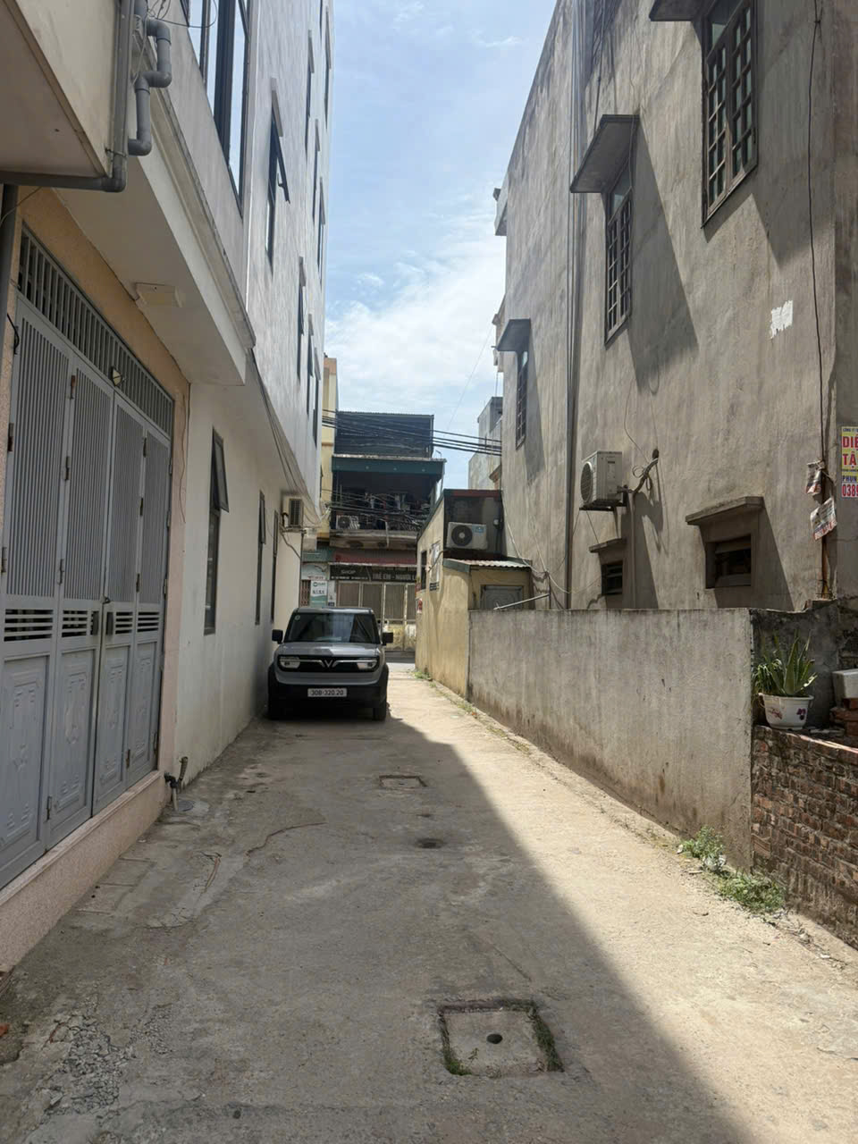 Lãi ngân hàng cao cần bán gấp mảnh đất 30m2 Thanh Am Long Biên Lãi ngân hàng cao cần bán gấp mảnh đất 30m2 Thanh Am Long Biên