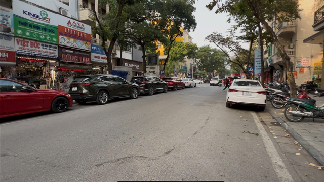 Binhbds cho thuê nhà mặt phố Phùng Hưng Hoàn Kiếm mặt tiền 5m