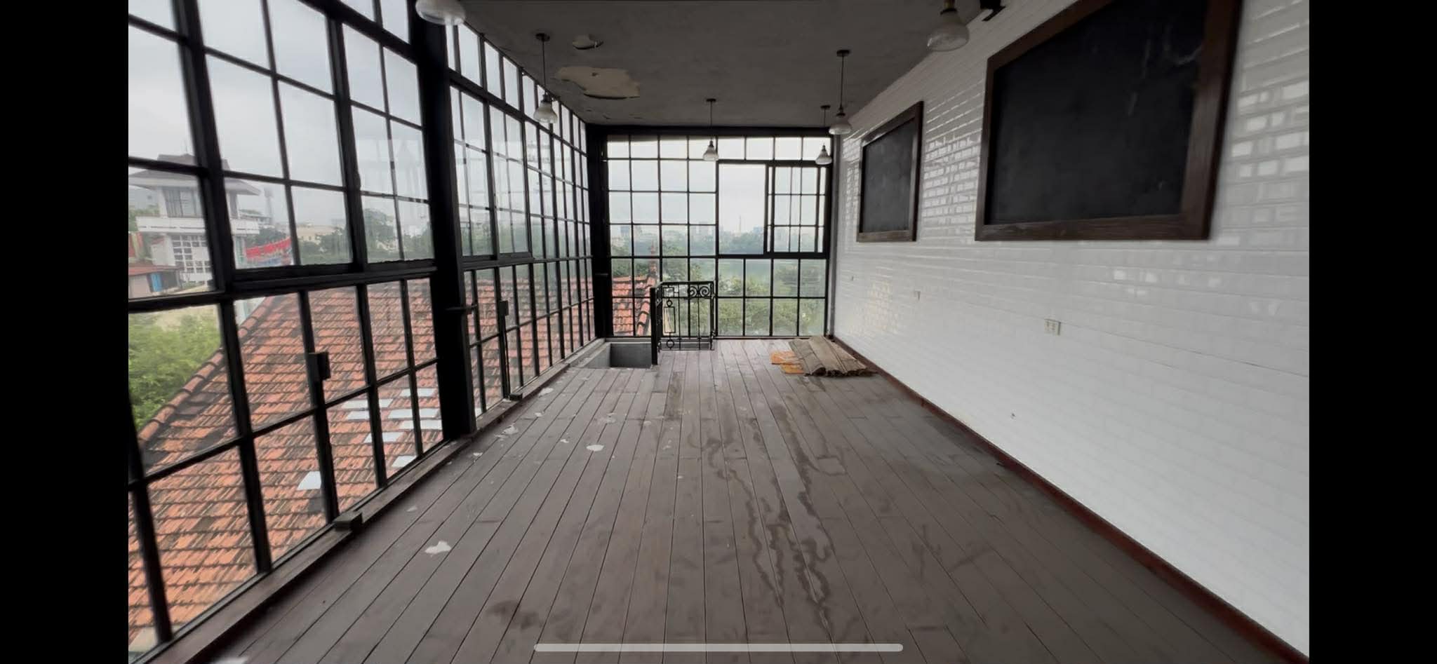 Binhbds cho thuê 120m2 Cầu Gỗ 3 mặt thoáng view tháp rùa 30tr / tháng