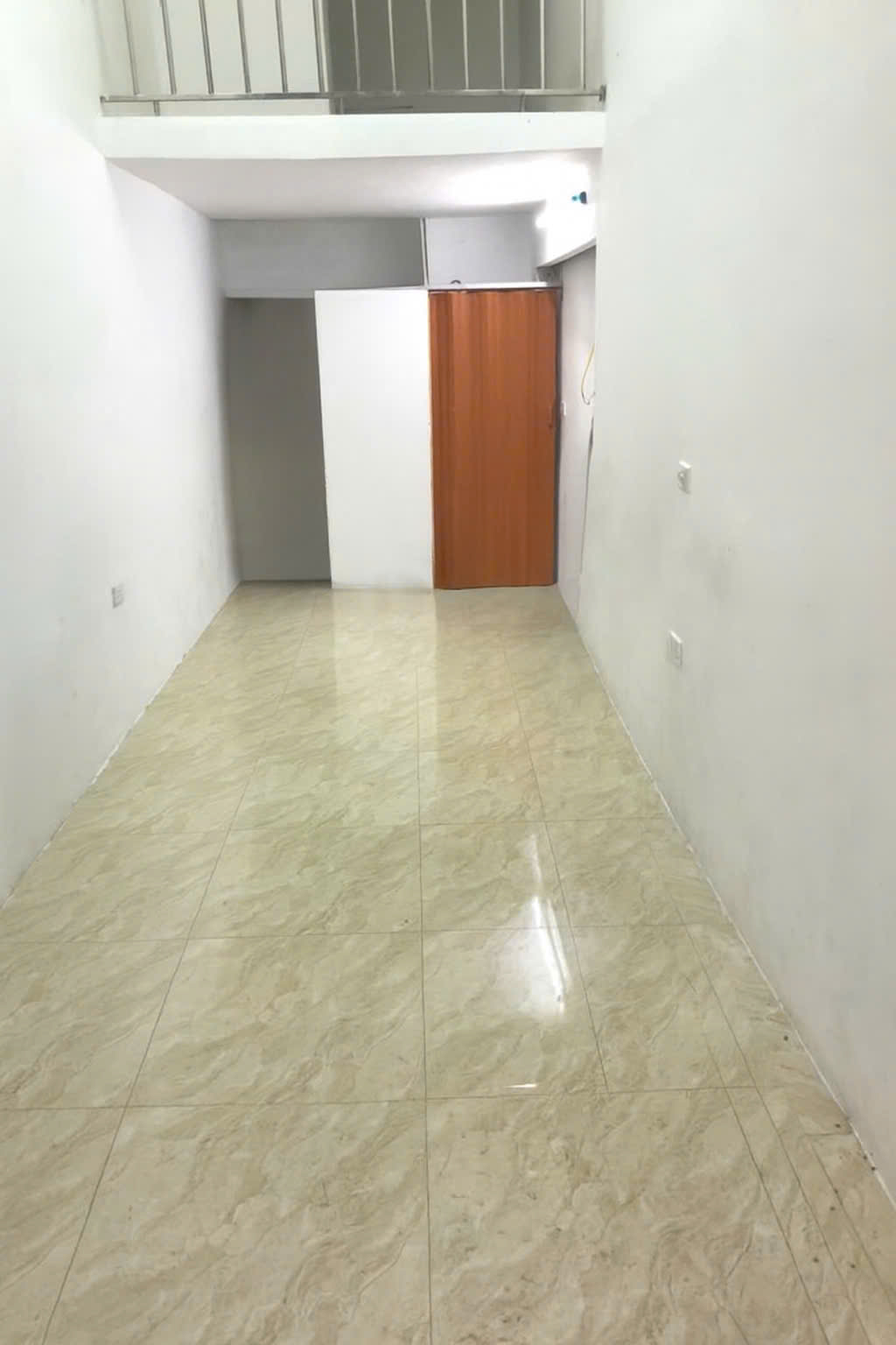 Binhbds cho thuê cửa hàng mặt phố Hàng Bài riêng biệt 10tr/ tháng