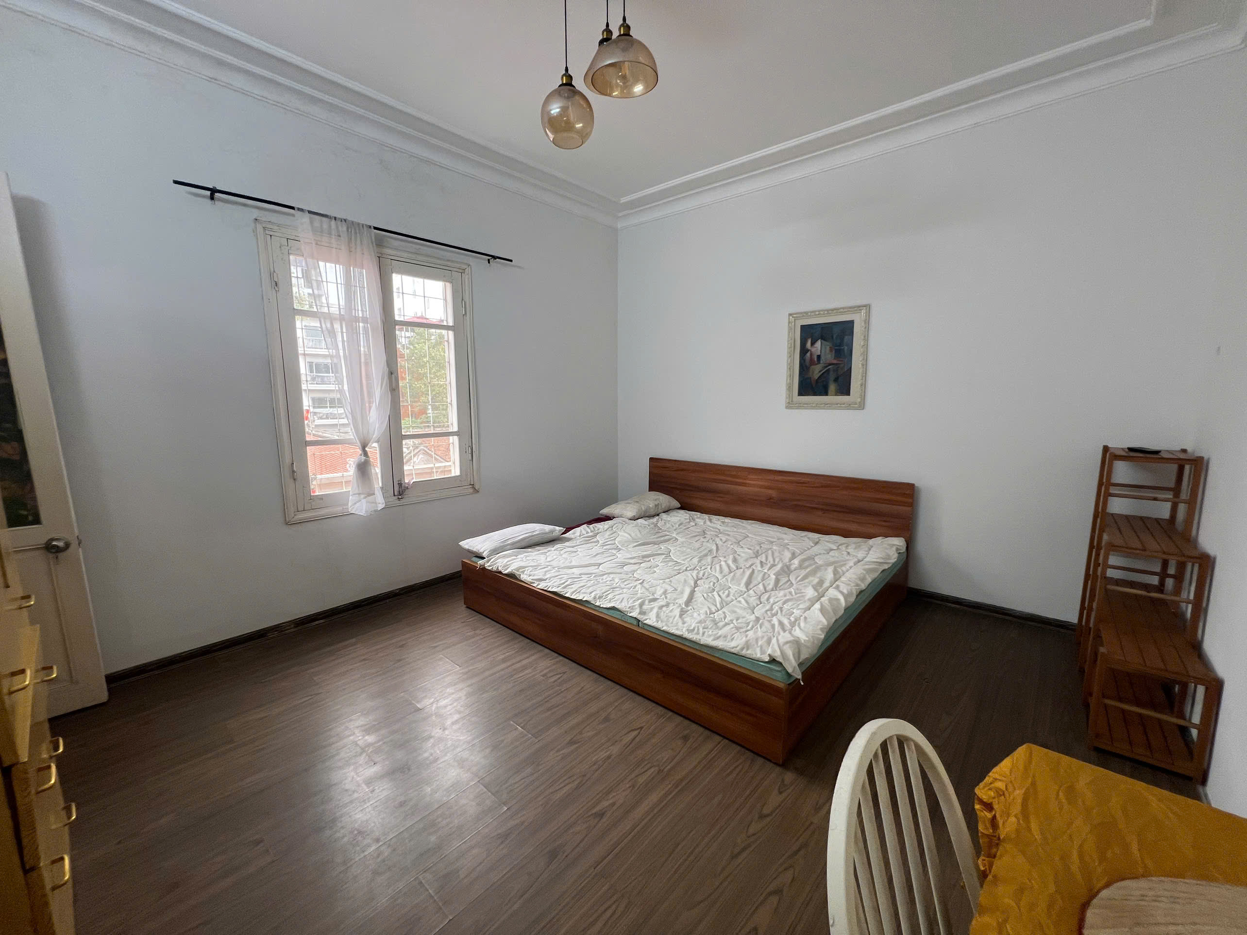 Binhbds cho thuê nhà Hàng Mã 35m2 x 4 tầng 10tr/ tháng