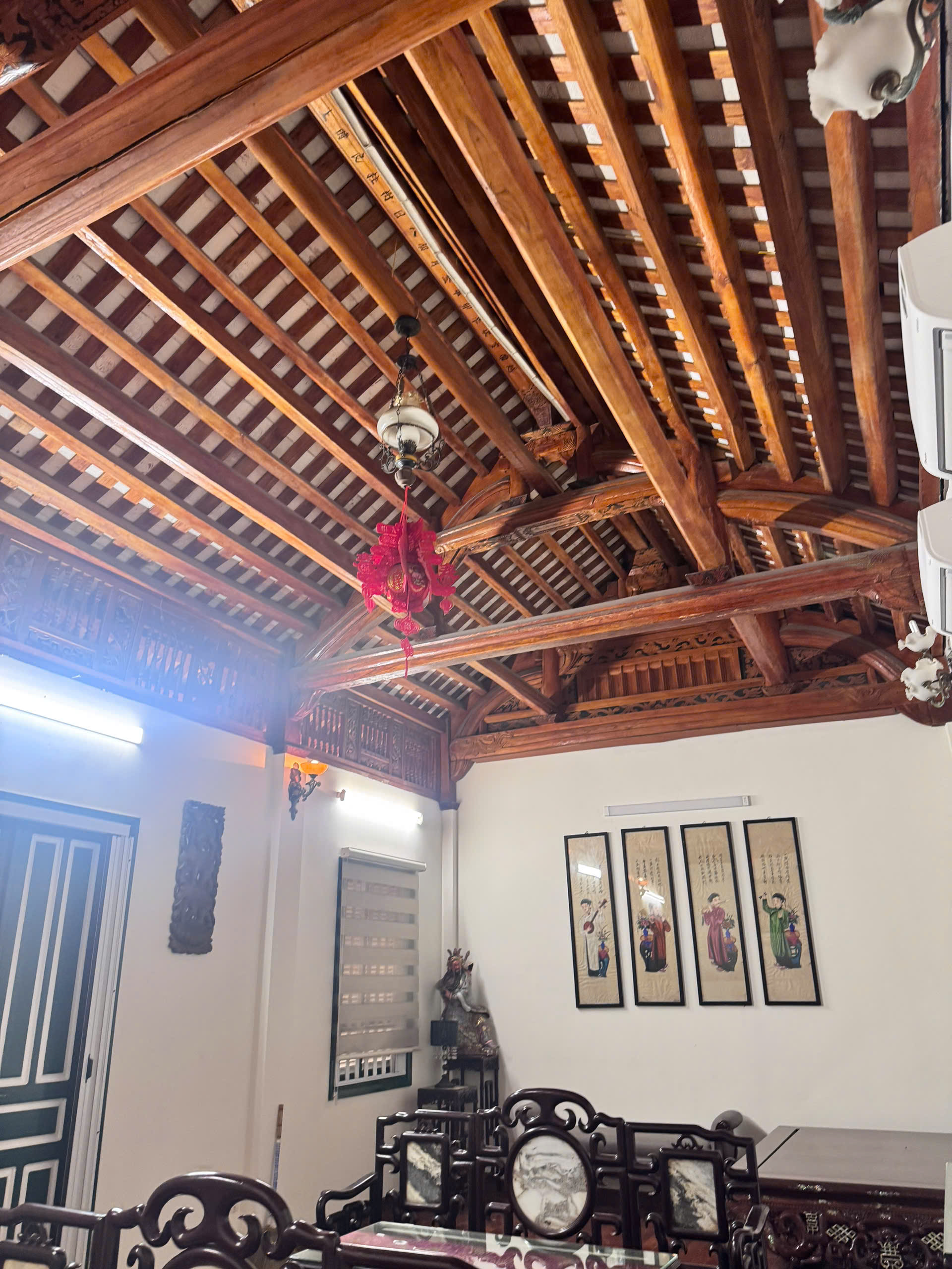 Binhbds cho thuê biệt thự sân vườn Bồ Đề 300m2 Binhbds cho thuê biệt thự sân vườn Bồ Đề 300m2