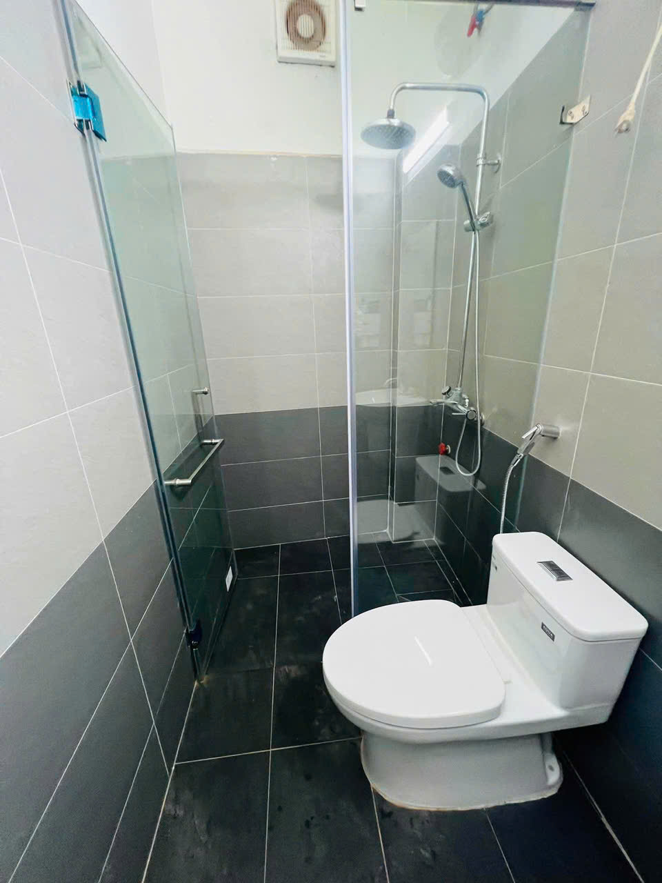 Binhbds cho thuê nhà Xuân Diệu 50m2 x 3 tầng 12tr/ tháng