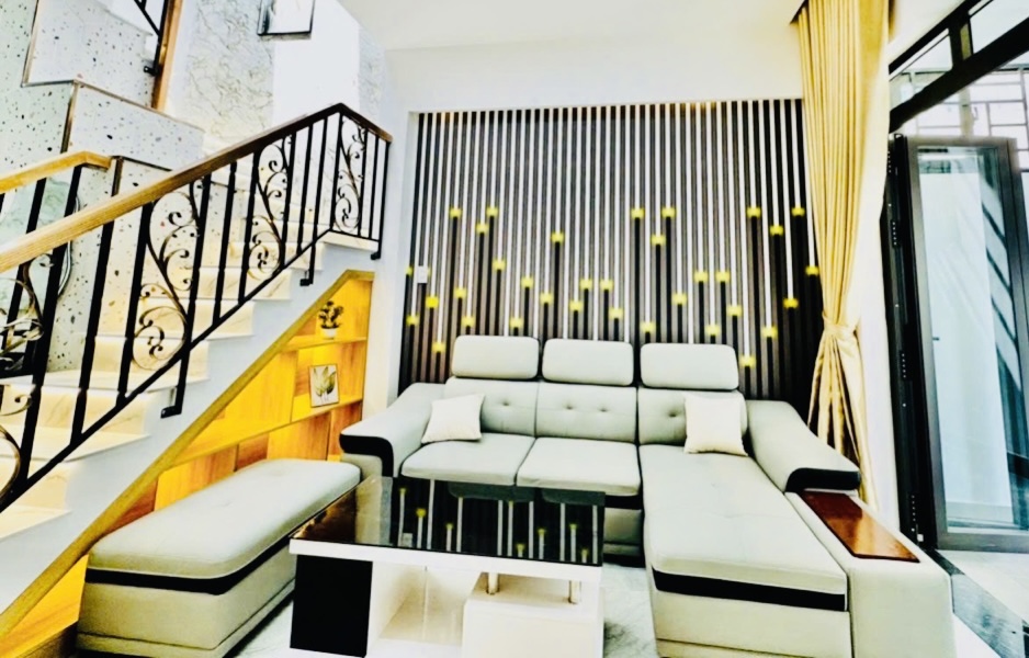 NHÀ ĐẸP ,HXH ,TẶNG NỘI THẤT,38M2,2TẦNG,THỐNG NHẤT,p11,4tỷ nhỉnh 