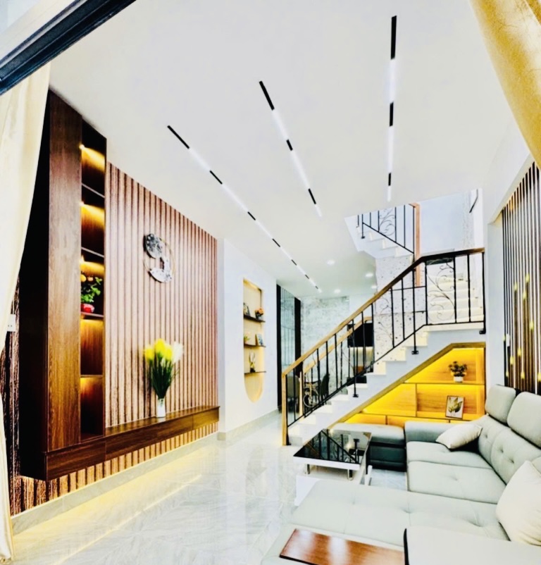 NHÀ ĐẸP ,HXH ,TẶNG NỘI THẤT,38M2,2TẦNG,THỐNG NHẤT,p11,4tỷ nhỉnh NHÀ ĐẸP ,HXH ,TẶNG NỘI THẤT,38M2,2TẦNG,THỐNG NHẤT,p11,4tỷ nhỉnh