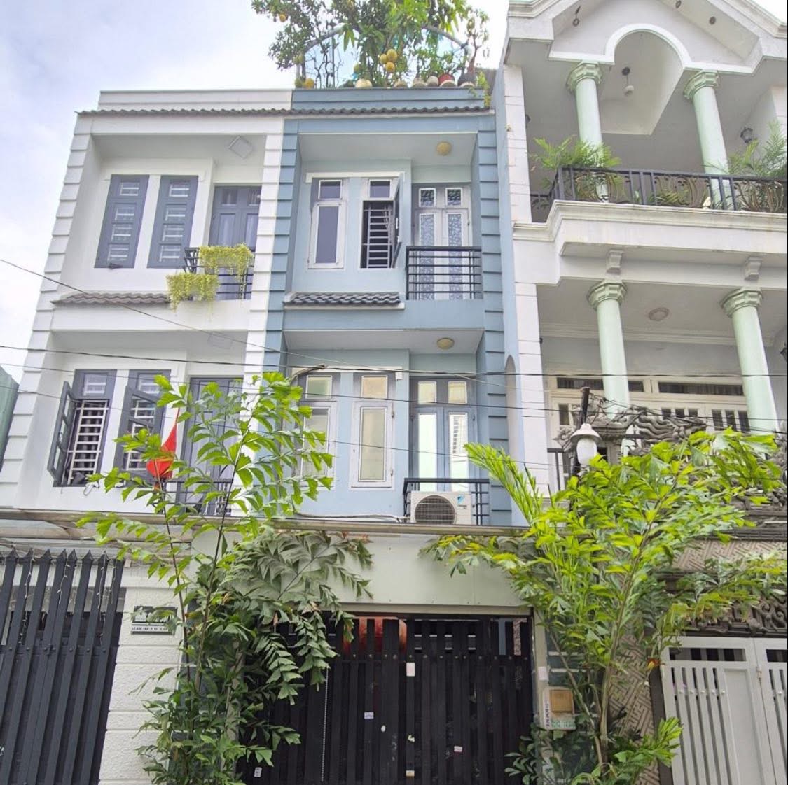 KHU NHÀ CAO TẦNG DÂN TRI CAO - HXH -40M2 - 3 TẦNG NHỈNH 5 tỷ 