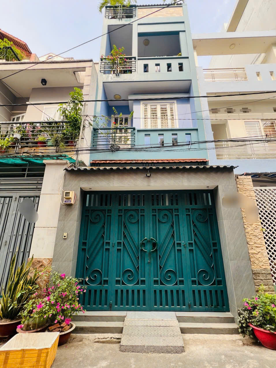 Bán nhà Tân Bình, hẻm nhựa 6m,  khu phân lô xe tải thông, 4m x 17m, 4 tầng