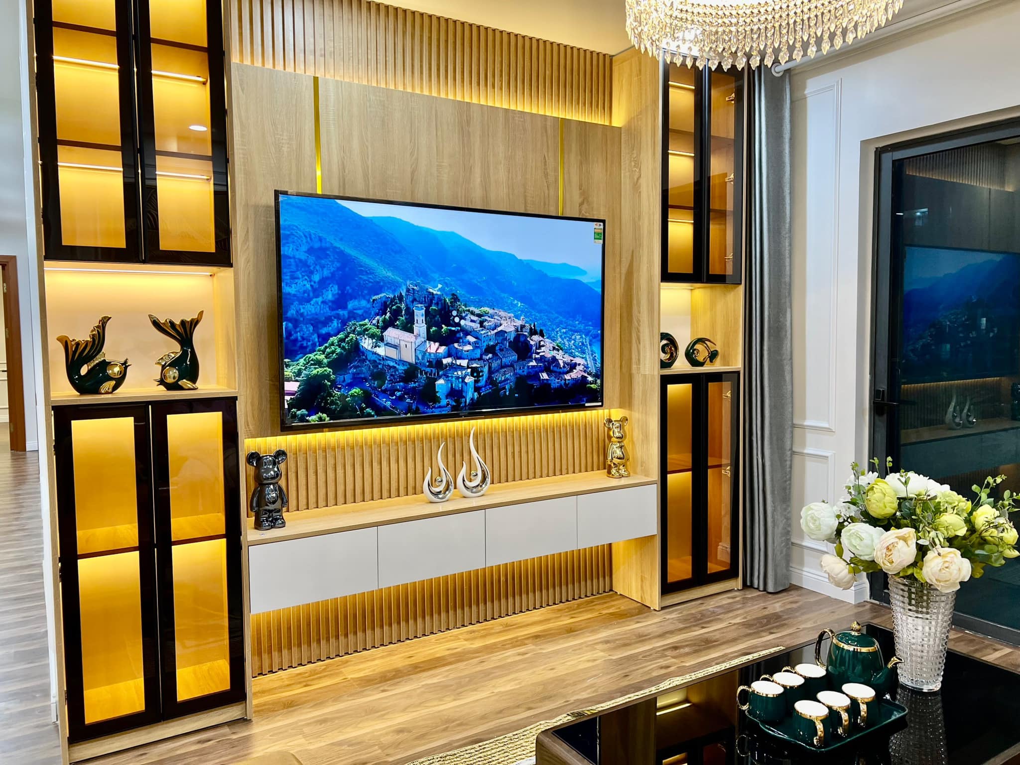 Cần bán gấp căn hộ Sky Park Residence 3PN 128m2 đầy đủ nội thất ban công ĐB view thoáng giá 13,5 tỷ Cần bán gấp căn hộ Sky Park Residence 3PN 128m2 đầy đủ nội thất ban công ĐB view thoáng giá 13,5 tỷ