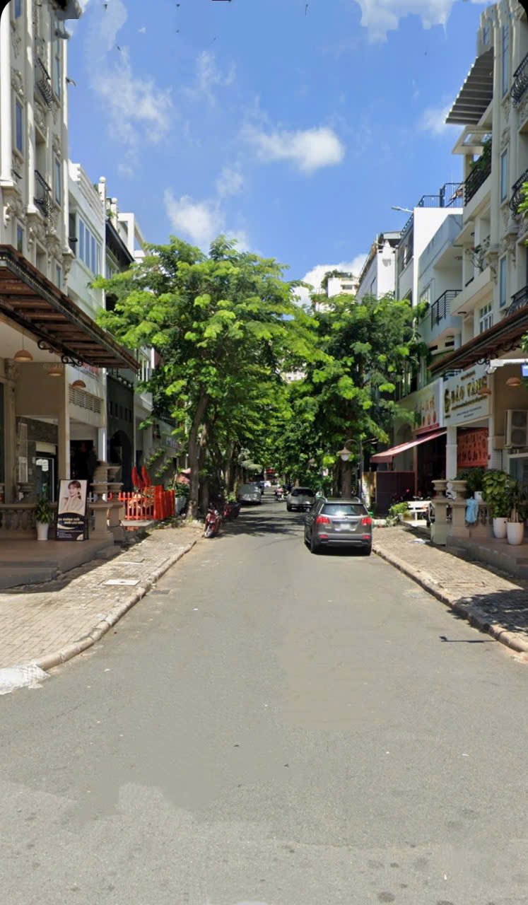 Bán Nhà Khu Phố Hưng Phước, Phú Mỹ Hưng, Quận 7, 8x18.5m Bán Nhà Khu Phố Hưng Phước, Phú Mỹ Hưng, Quận 7, 8x18.5m