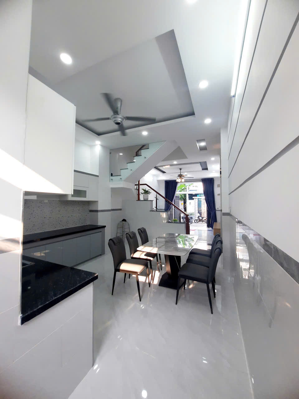 Bán nhà mới xây đường số 6 linh xuân Thủ Đức TPHCM,LH 0909428959