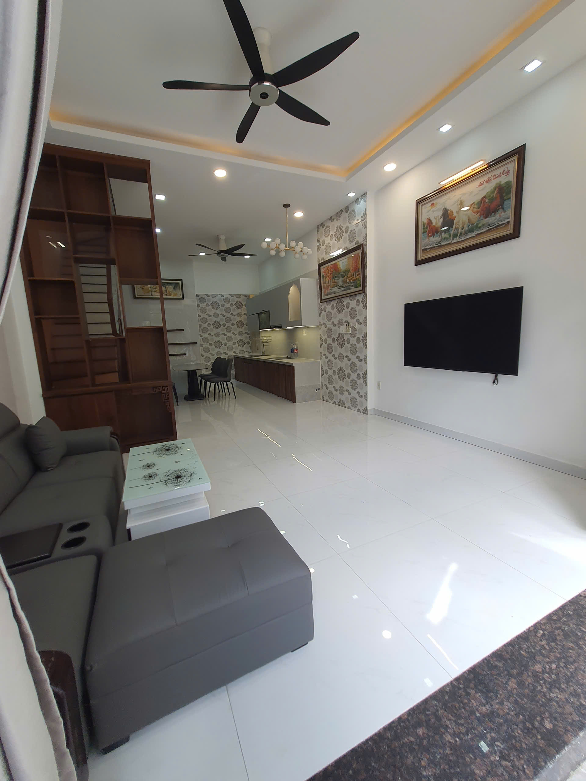 Bán nhà Full nội thất khu dân cư APEC trường thọ thủ đức,TPHCM,LH 0909428959. 