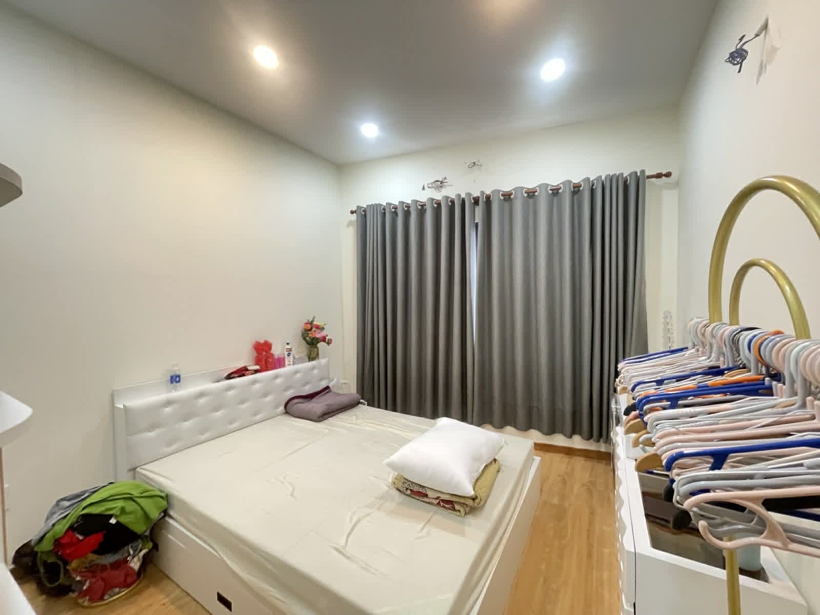 Bán gấp nhà Trần Quang Khải, Tân Định, Quận 1, 50m, 2 tầng, ba gác thông, chỉ 5,9 tỷ.