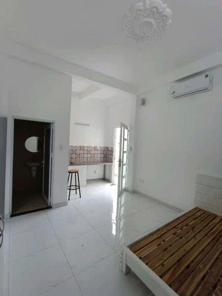 CHDV Nguyễn Hồng Đồng, Phường 14, Tân Bình, 115m, 5 tầng, 10 phòng, kinh doanh, chỉ 21,9 tỷ.