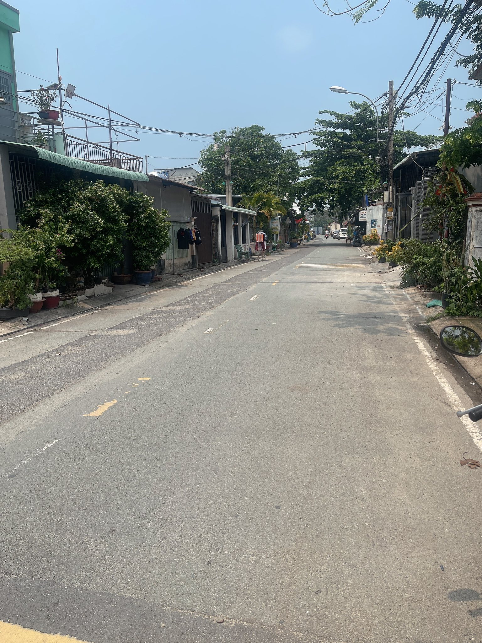 Đất đẹp, mặt tiền đường Tân Hiệp, Hóc Môn, 166m, full thổ, xe tải tránh, vỉa hè 3m, chỉ 4.5 tỷ.