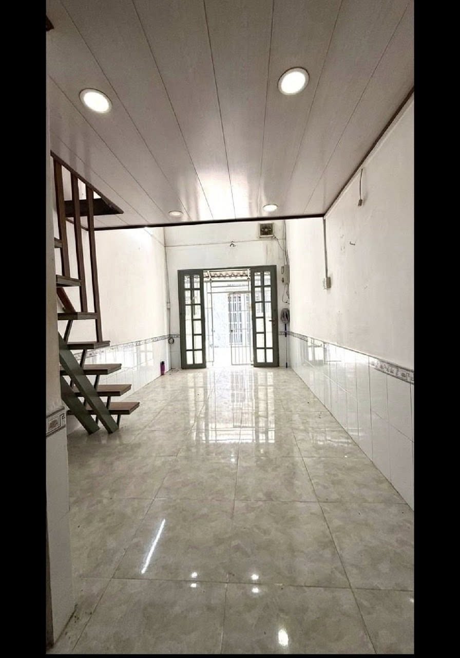 Bán nhà đường Thống Nhất, Phường 15, Gò Vấp, 22m, 1 trệt 1 gác, sổ hồng riêng, chỉ 2,59 tỷ Bán nhà đường Thống Nhất, Phường 15, Gò Vấp, 22m, 1 trệt 1 gác, sổ hồng riêng, chỉ 2,59 tỷ