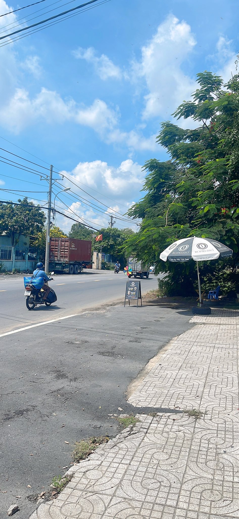 Nhà hàng tiệc cưới, Tỉnh lộ 15, Tân Thạnh Đông, Củ Chi, 1430m, ngang 18m, thu nhập 1 tỷ/năm, 28 tỷ.