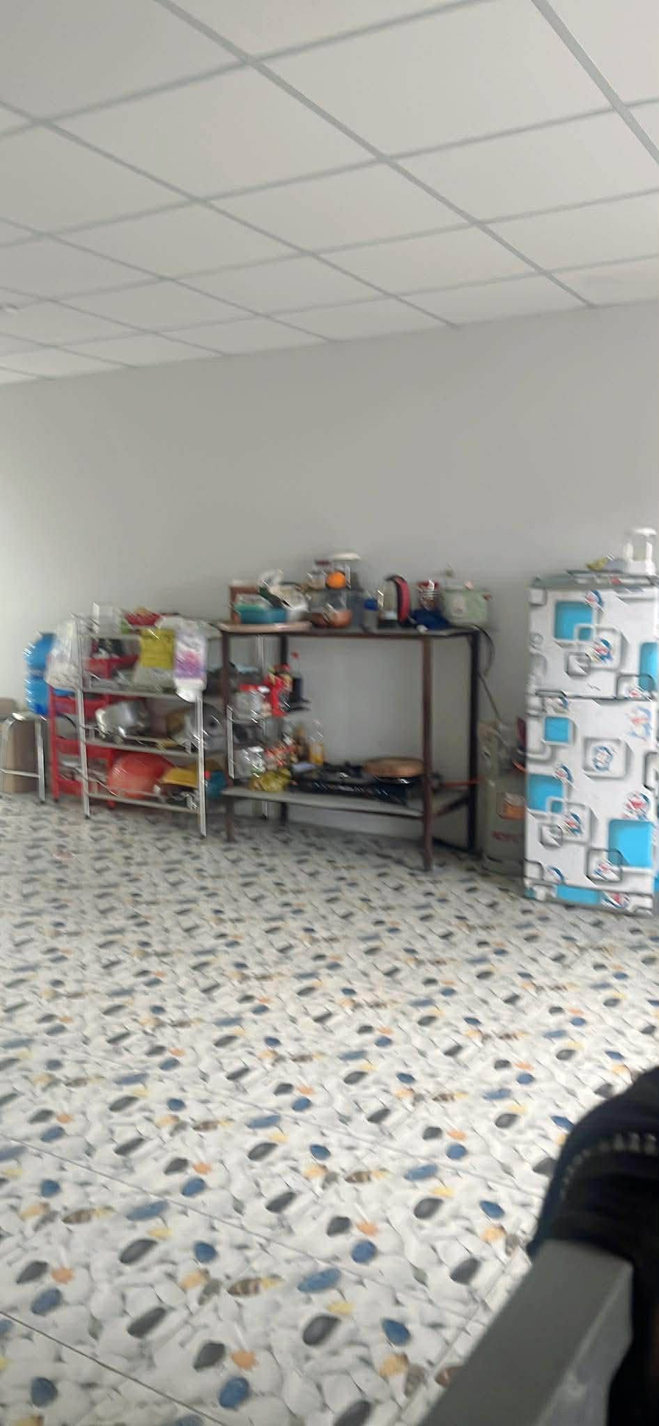 Bán dãy trọ, Đường DT743C, Tân Đông Hiệp, Dĩ An,160m, 2 tầng, 9 ngủ, xe hơi, chỉ 4,8 tỷ. 