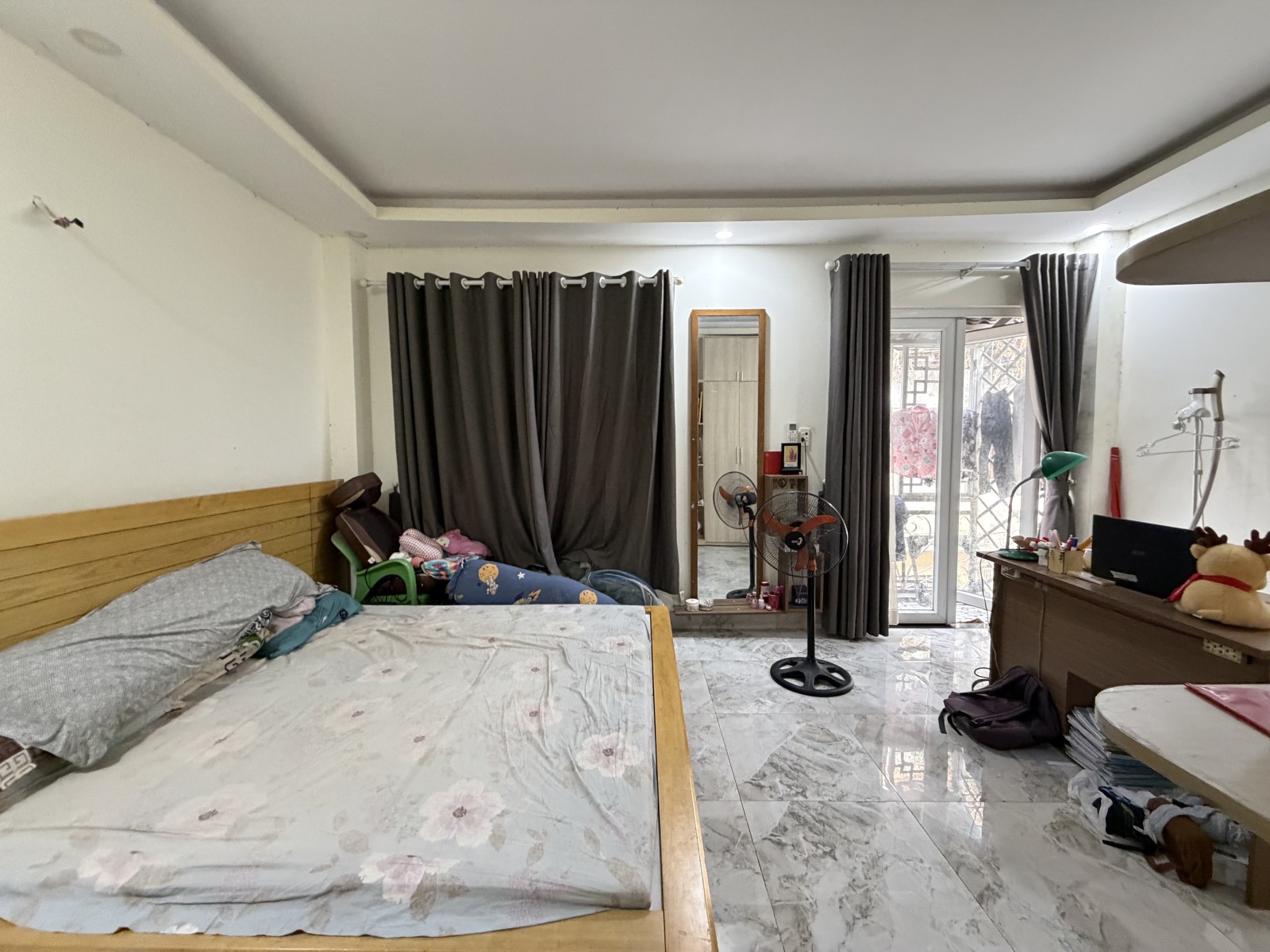 Sát Chợ Bà Chiểu, Trần Văn Kỷ, Phường 14, Bình Thạnh, 71m, 2 tầng, xe hơi, 6,7 tỷ về ở luôn. Sát Chợ Bà Chiểu, Trần Văn Kỷ, Phường 14, Bình Thạnh, 71m, 2 tầng, xe hơi, 6,7 tỷ về ở luôn.