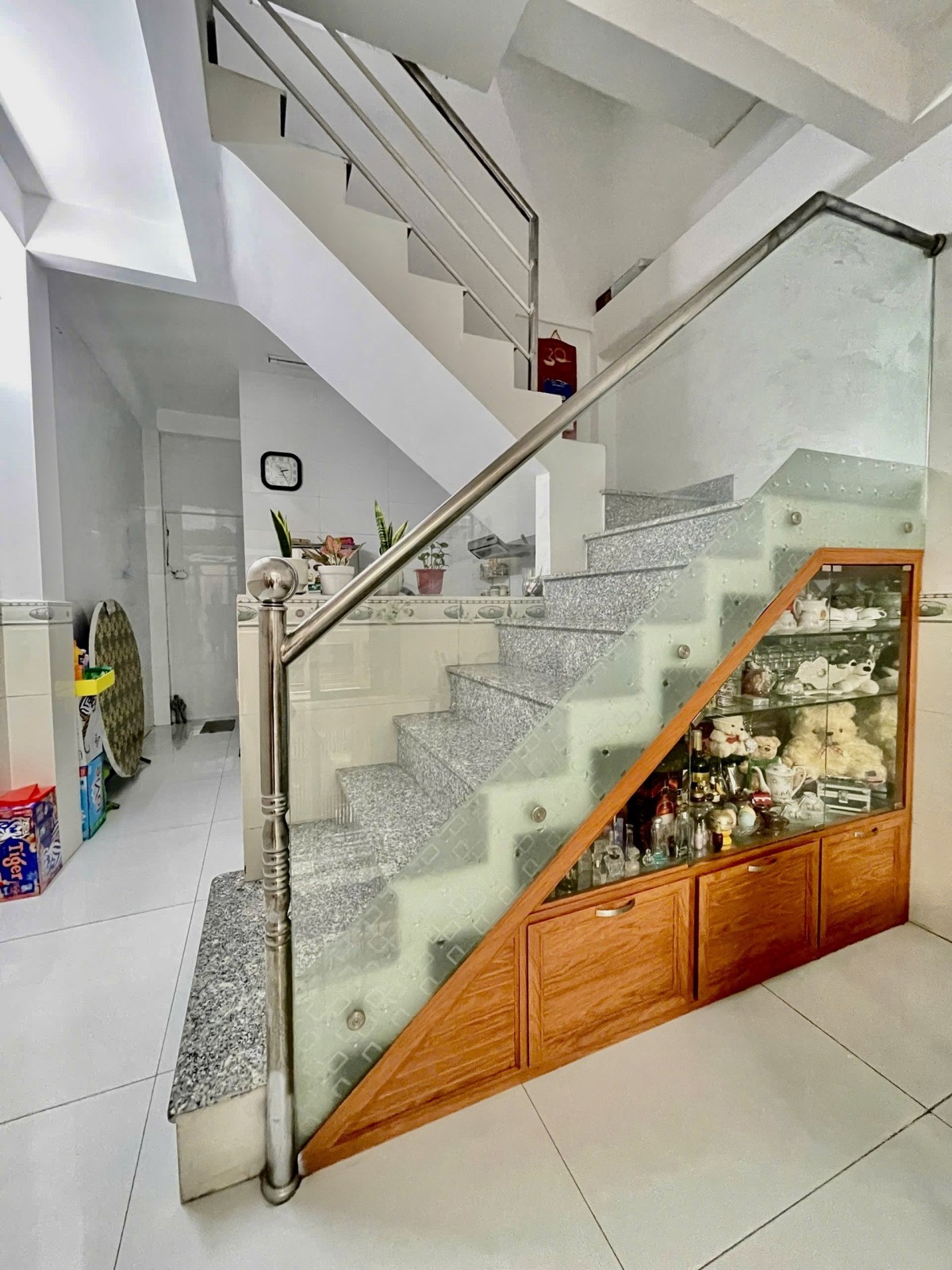  Bán nhà Trường Chinh, Phường 15, Tân Bình, Xe hơi, 4 tầng, chỉ 7,8 tỷ, 