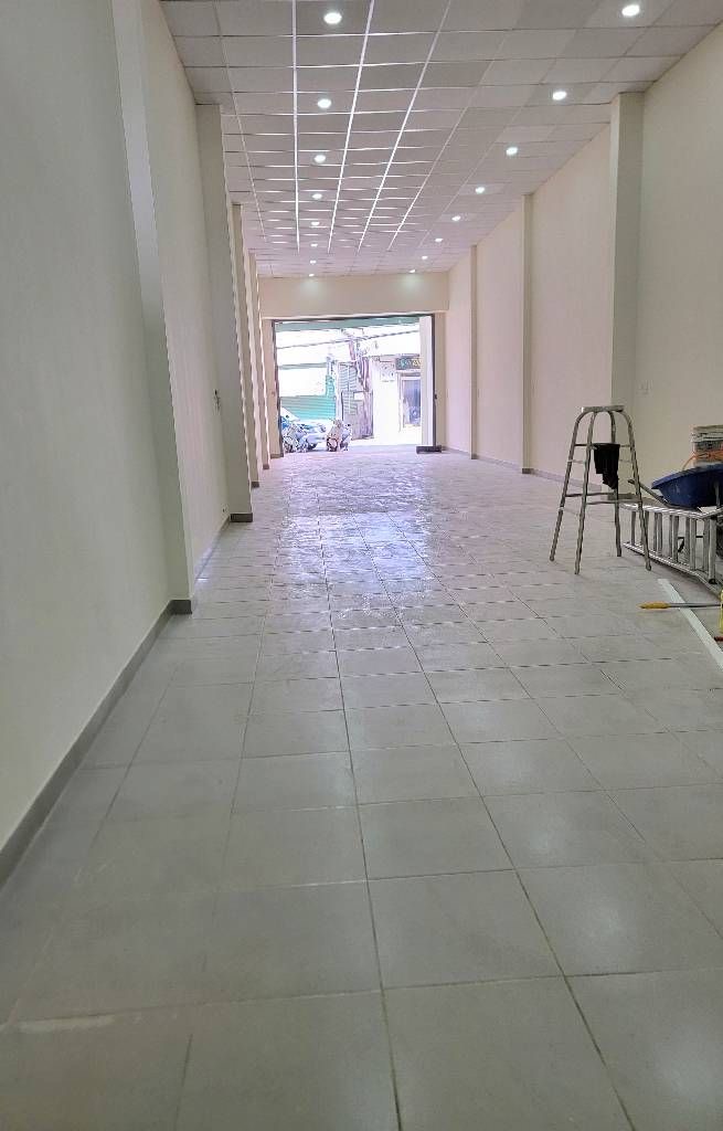 MT PHAN VĂN HỚN, BÀ ĐIỂM - 5,1x32 XÂY THOÁNG TIỆN KD ĐA NGHÀNH - VỊ TRÍ RẤT TỐT