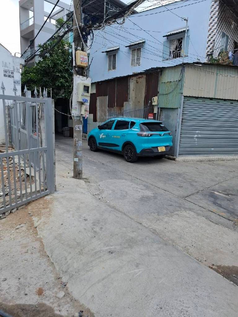 LÔ GÓC (6x11) KHU Y TẾ KỸ THUẬT CAO - ĐƯỜNG Ô TÔ THÔNG - KHU TÊN LỬA, sát AEON BÌNH TÂN 