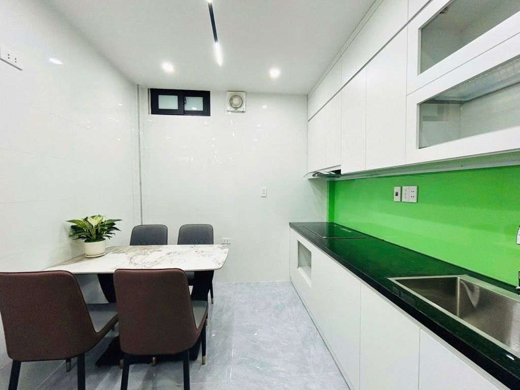 BÁN NHA HOA BẰNG – CẦU GIẤY, Ô TÔ TRÁNH – HAI THOÁNG TRƯỚC SAU | NHÀ SIÊU ĐẸP – PHÂN KHÚC CỰC HIẾM