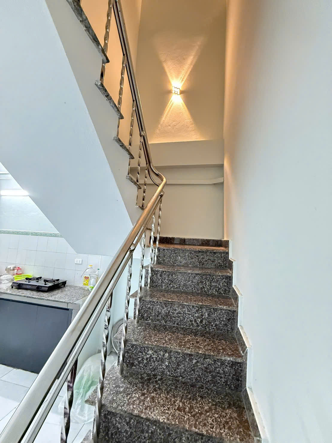 {rrrr} B.á.n n.h.à 2 tầng MT 5m5 Hoa Lư, Sơn Trà, Đà Nẵng. {rrrr} B.á.n n.h.à 2 tầng MT 5m5 Hoa Lư, Sơn Trà, Đà Nẵng.