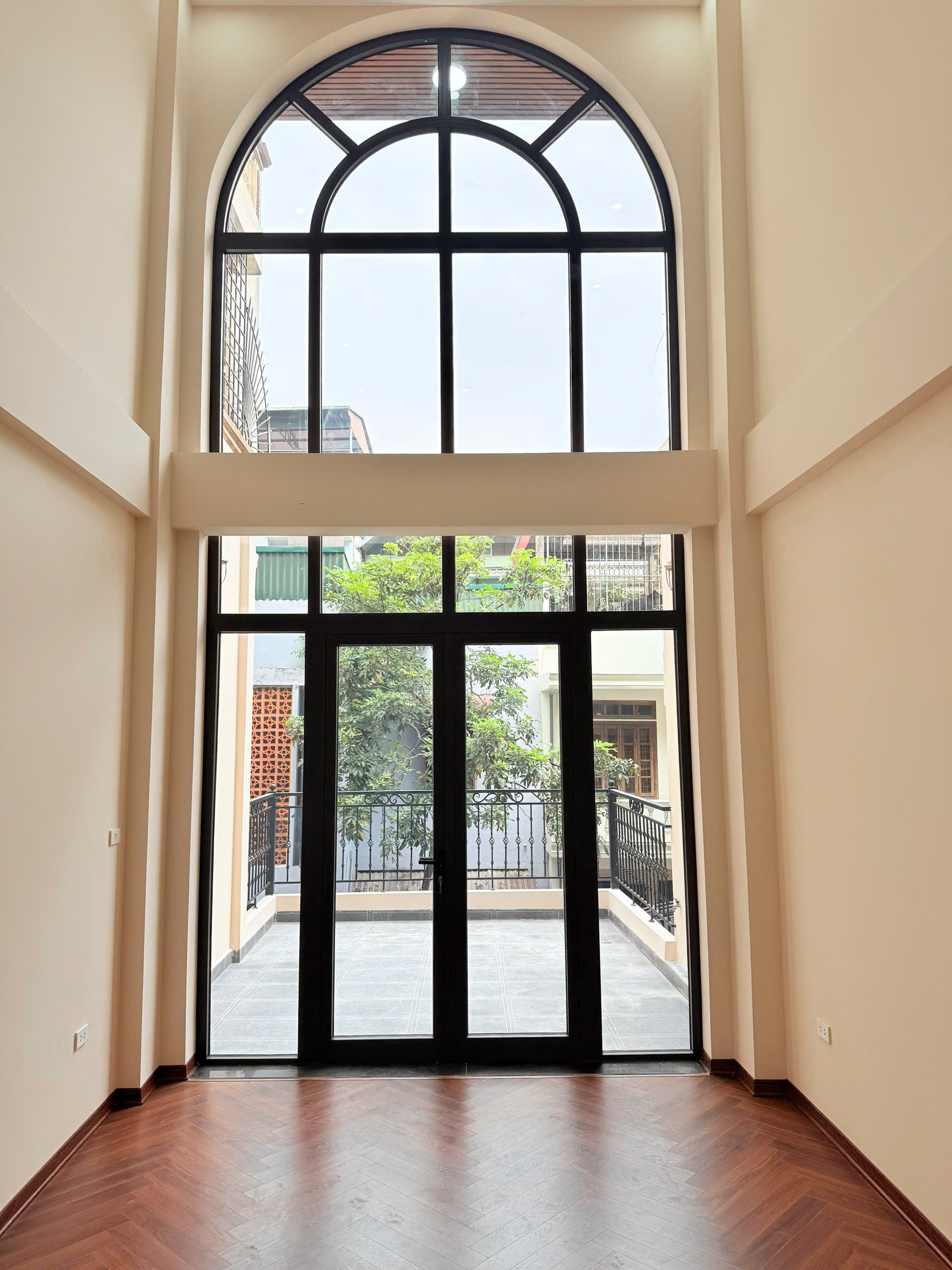 📢 CƠ HỘI 10 NĂM CÓ 1 - CHỦ NHÀ "NGỘP" GIẢM THẲNG 1 TỶ ĐỒNG! 📢 CƠ HỘI 10 NĂM CÓ 1 - CHỦ NHÀ "NGỘP" GIẢM THẲNG 1 TỶ ĐỒNG!