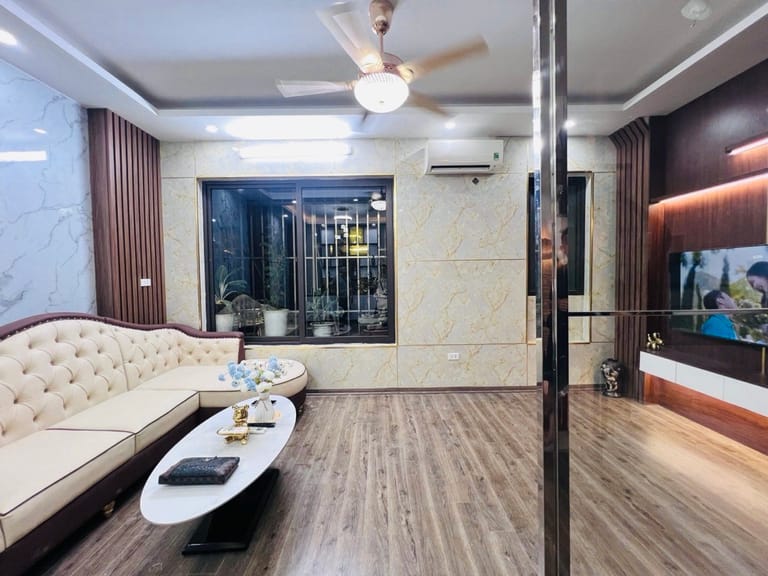 NHÂN HÒA 13 TỶ - TẦNG 1 KD ĐƯỢC - NGÕ TO THÔNG 3 OTO ĐỖ ĐƯỢC TRƯỚC CỬA