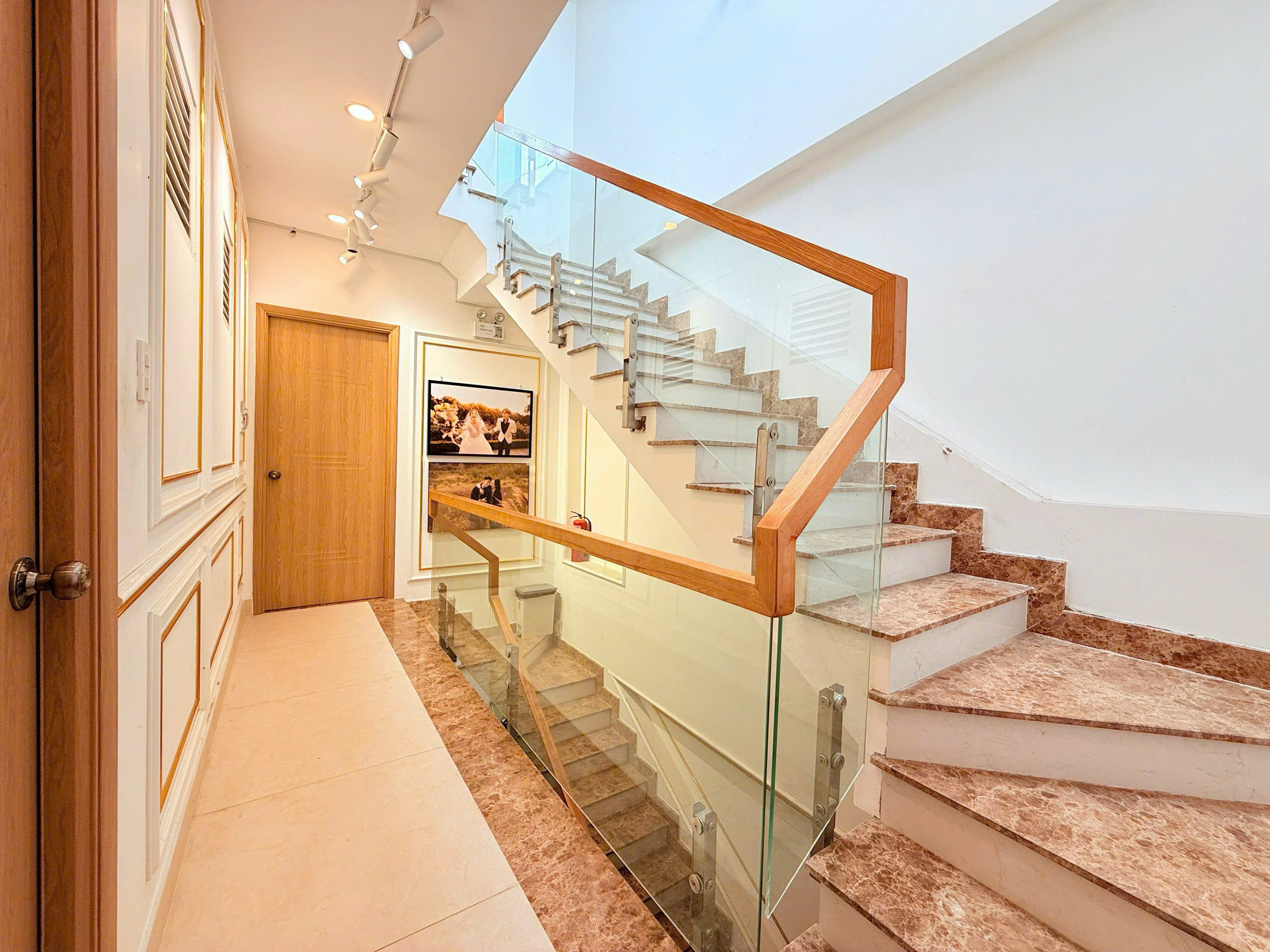 BÁN NHÀ HXH TRƯỜNG SA, P.13, PHÚ NHUẬN – HẺM 7M, NHÀ MỚI 5 TẦNG 305.4m vuông vức 22 tỷ