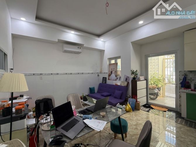 🚨CHÍNH CHỦ CẦN BÁN GẤP NHÀ 2 TẦNG HẺM XE HƠI BÌNH THÁI - ĐỖ XUÂN HỢP- PHƯỚC LONG B- TP. THỦ ĐƯC 