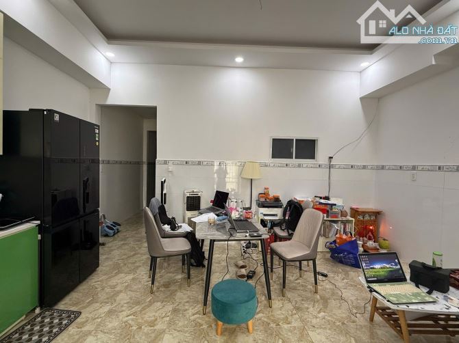 🚨CHÍNH CHỦ CẦN BÁN GẤP NHÀ 2 TẦNG HẺM XE HƠI BÌNH THÁI - ĐỖ XUÂN HỢP- PHƯỚC LONG B- TP. THỦ ĐƯC 