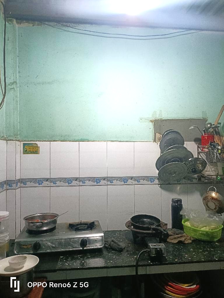 LÔ GÓC 2MT,PHƯỚC LONG B, SÁT CHỢ HOA CAU, NGANG BỀ  THẾ 4M, 84M2, QUẬN 9 , NHỈNH 8T
