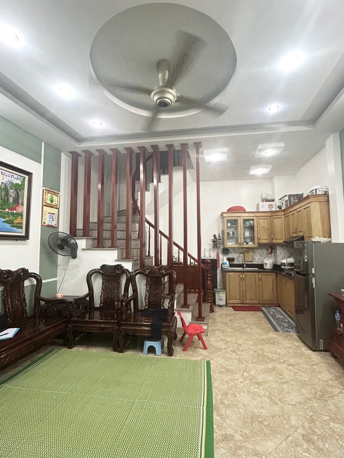 Làm ăn có lộc nên anh chị tôi cần bán căn nhà tại Mỹ Đình phố