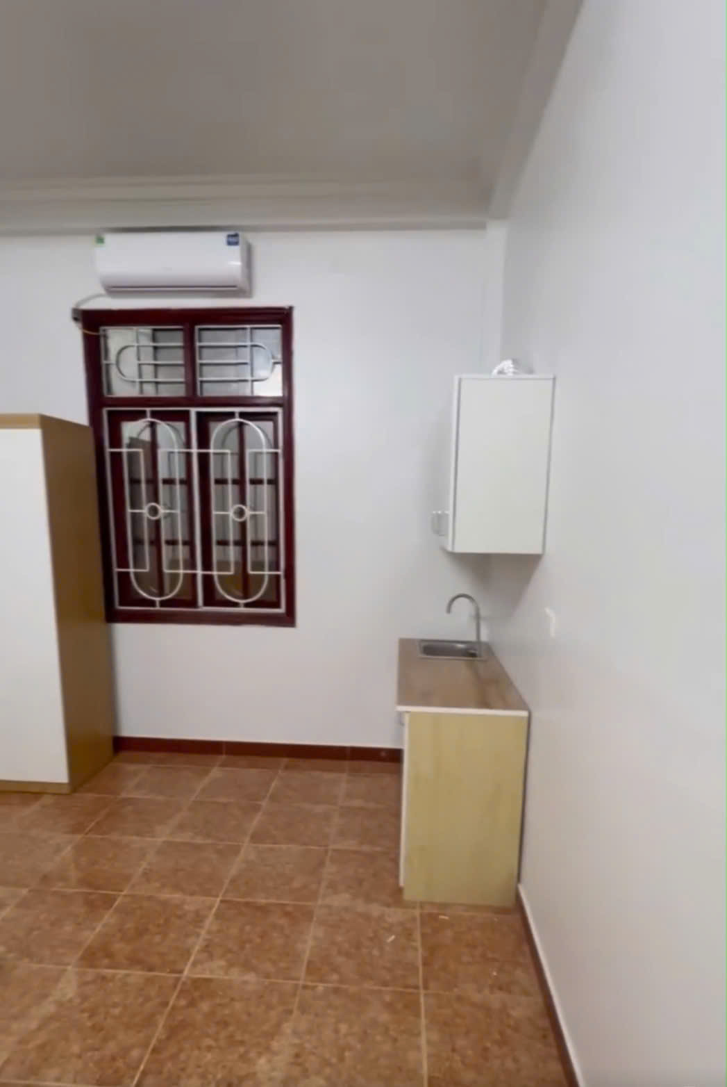 Nhà Cầu Giấy -Nhà Mới Keng– Thiết kế Hiện Đại -Full Nội Thất Xịn - Ngõ Thoáng -Gần phố